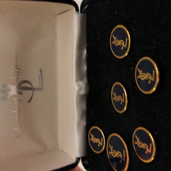 Yves Saint Laurent button set - Picture 3 of 3
